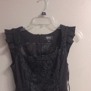 Only dress size S